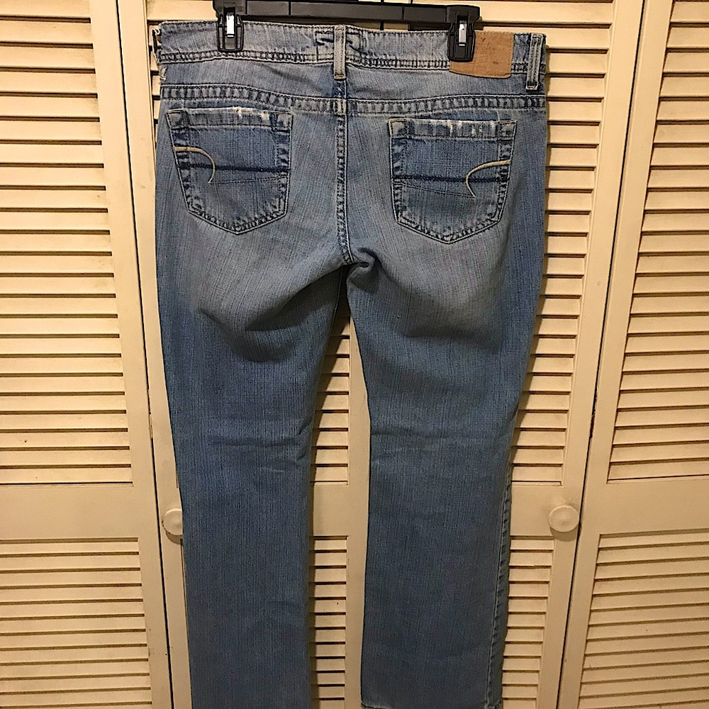 American Eagle Artist bootcut light wash jeans